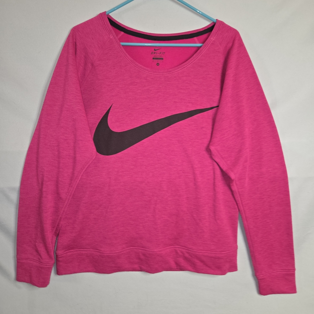 NIKE Sweater Womens M Long Sleeve Swoosh Crew Neck Dri Fit Hot Pink Sweatshirt